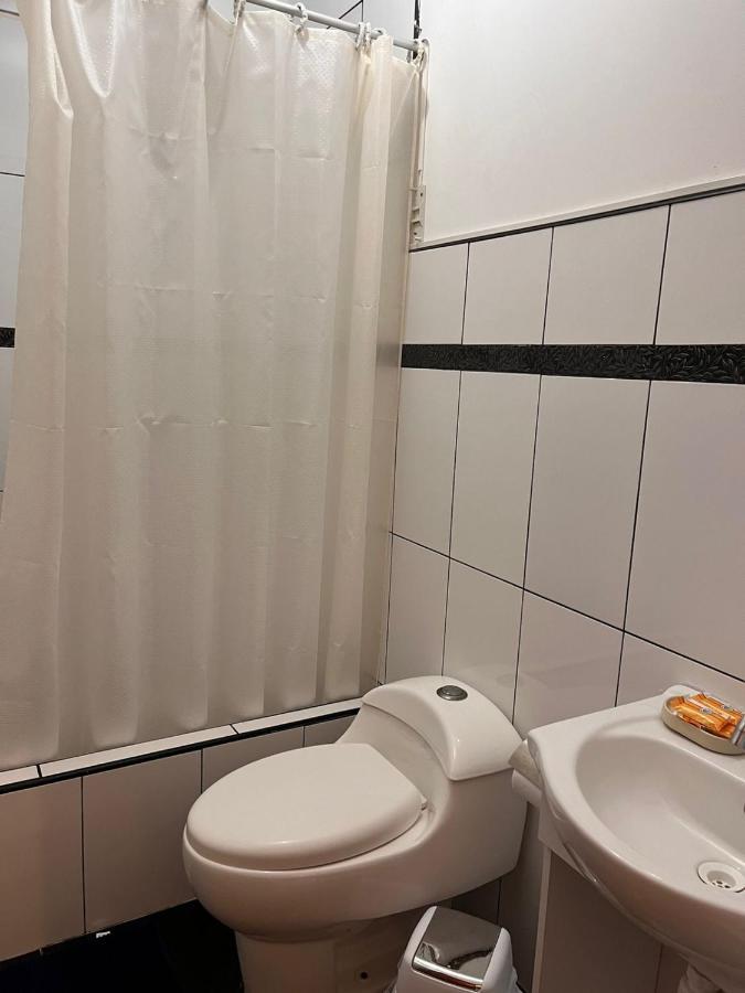 Hotel Munay Паракас Екстериор снимка